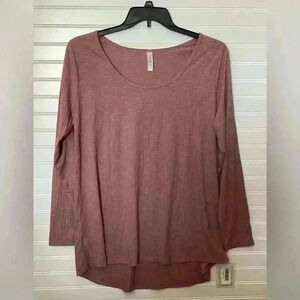 NWT Lularoe Lynnae XL Long Sleeve Shirt. brick Color